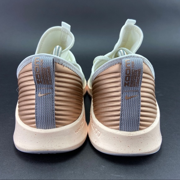 🔴SOLD Nike Women's Air Zoom Elevate Running Shoes - Picture 4 of 8